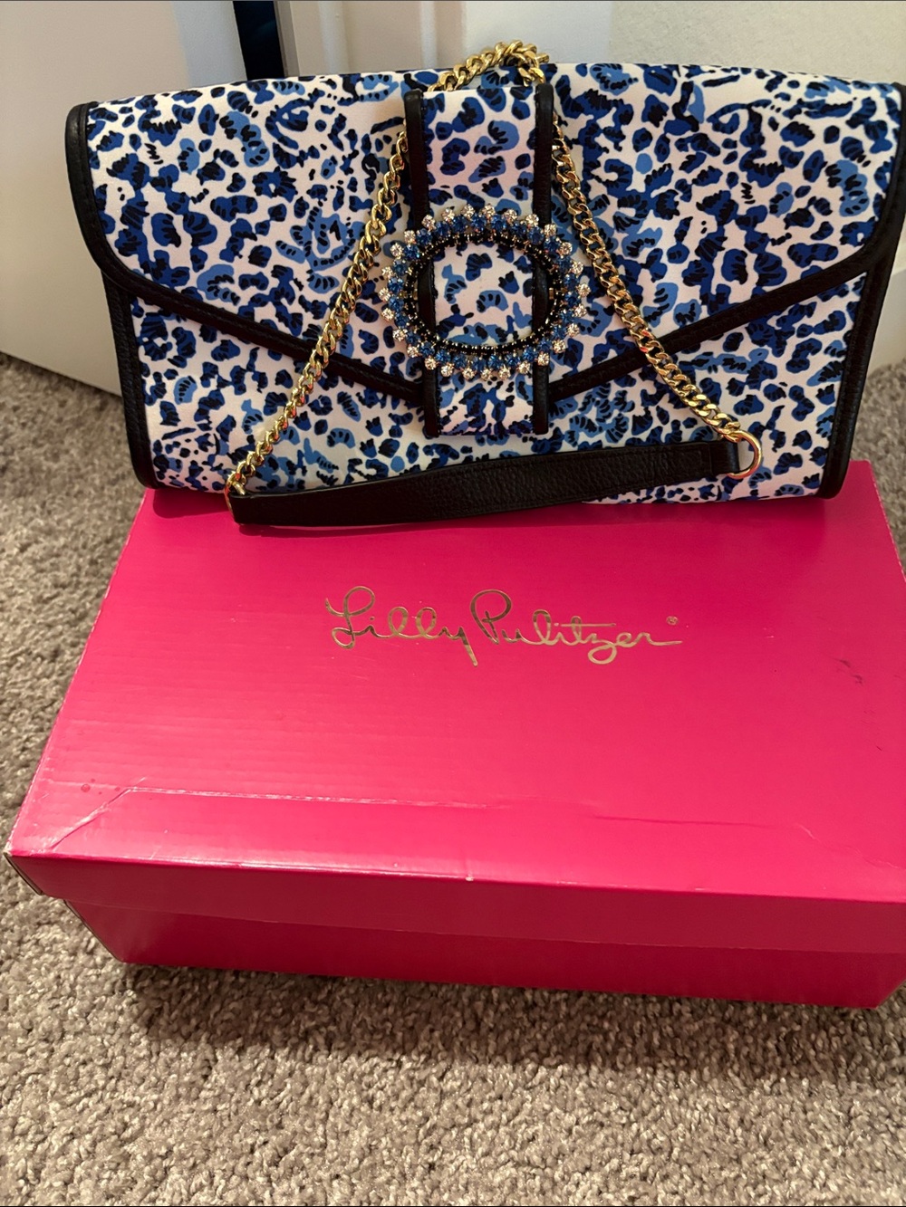 Lilly Pulitzer Blue and White Leopard-Print Chain Shoulder Bag NWOT- never used